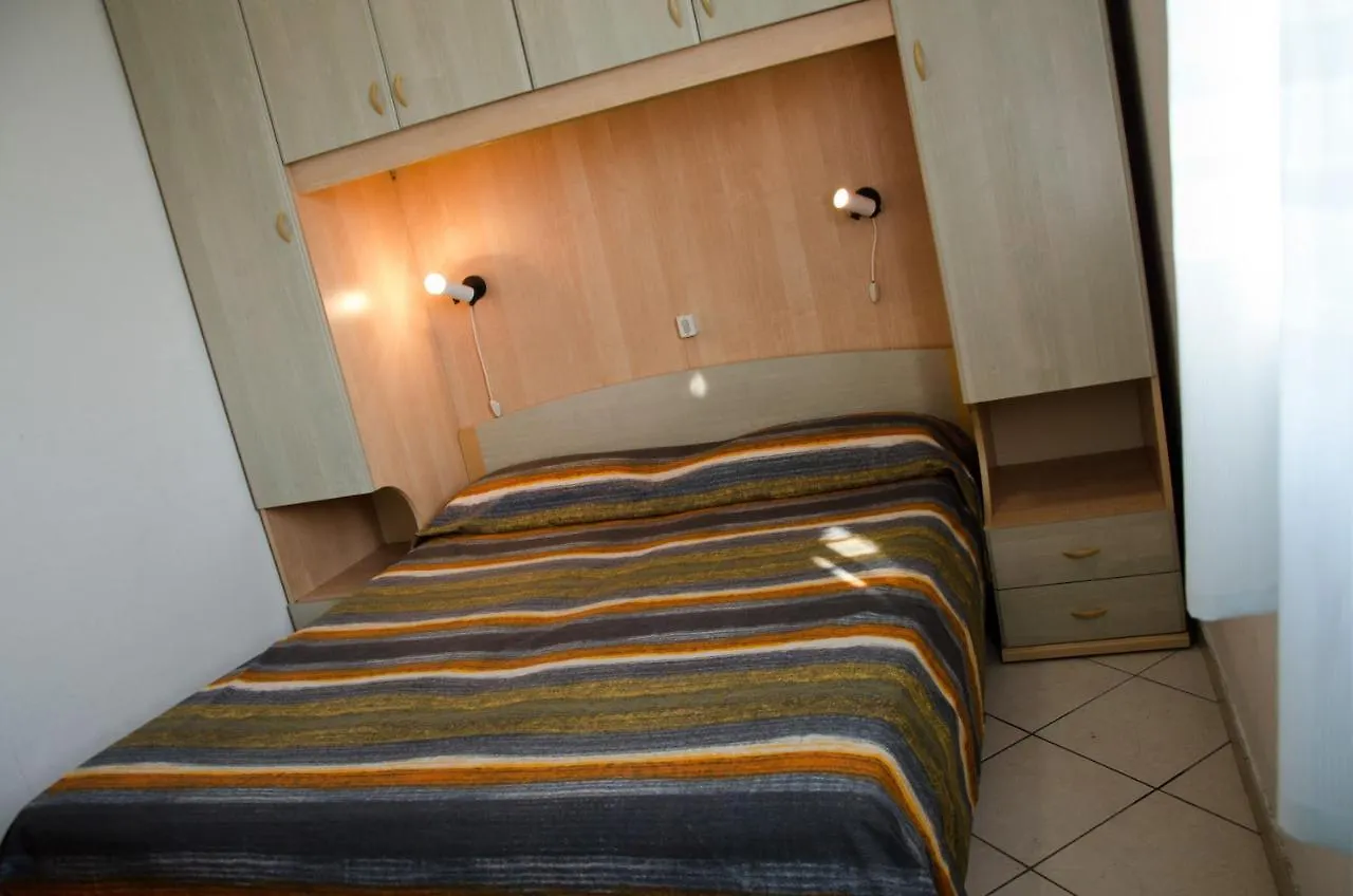 Villa Eden Rosolina Mare 0*,  Italy
